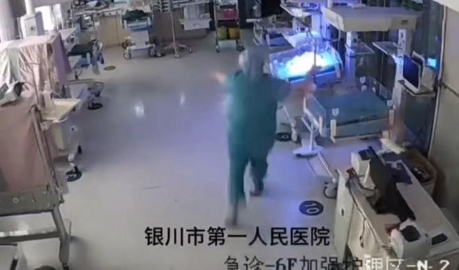 续来了！网友表示：这嘉奖是不是低了开元棋牌地震中高中生背起同学逃生后(图17)