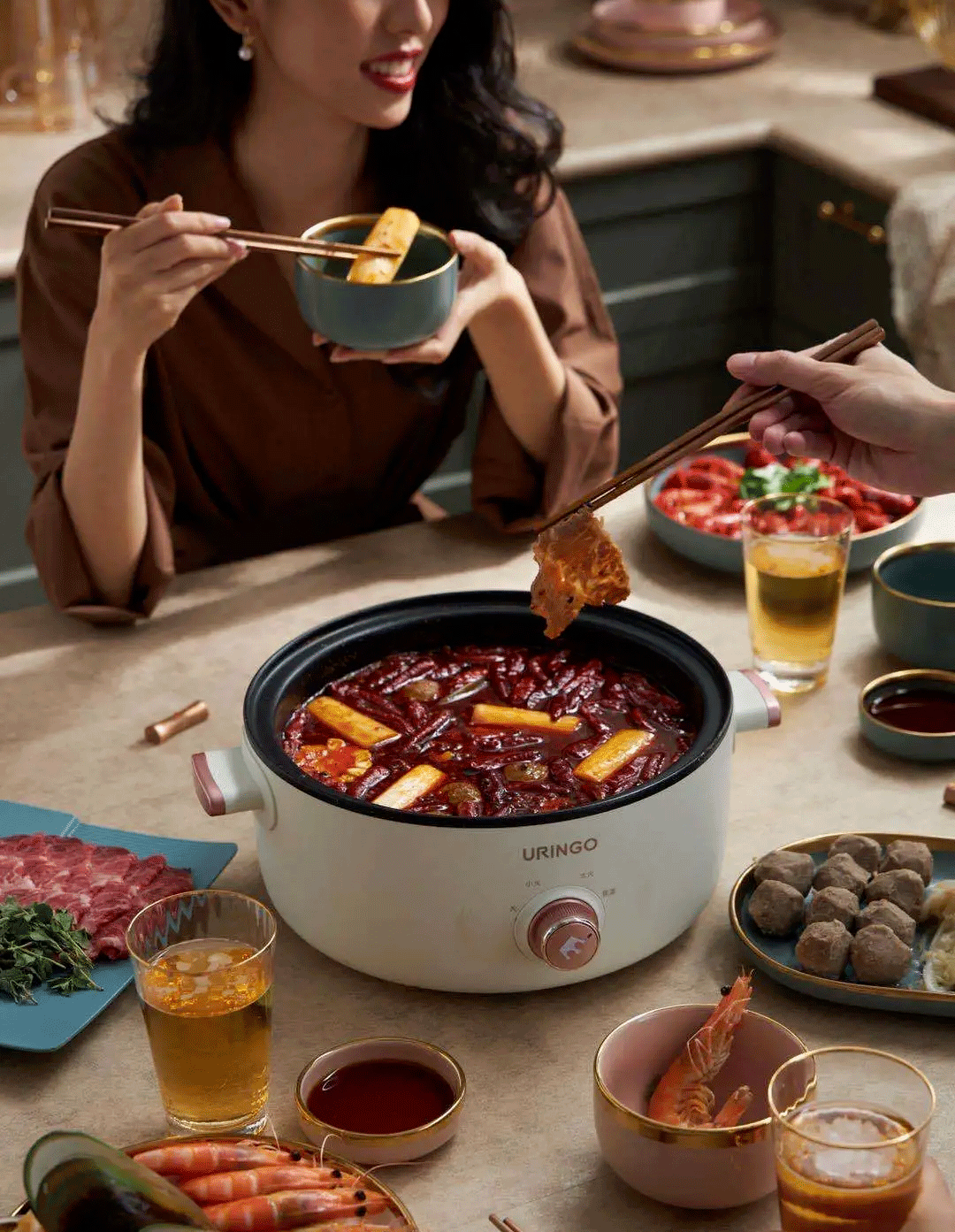 、焗、煎、烤、炒、烙样样精通轻松满足你的味蕾！开元棋牌试玩超实用的多功能电煮锅～