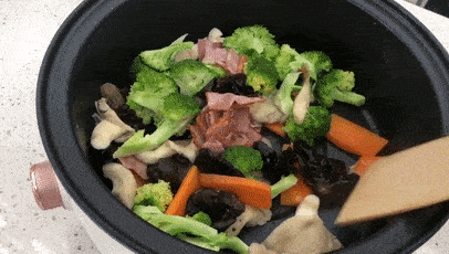 、焗、煎、烤、炒、烙样样精通轻松满足你的味蕾!开元棋牌试玩超实用的多功能电煮锅~涮、焖、煮(图7) 、焗、煎、烤、炒、烙样样精通轻松满足你的味蕾!开元棋牌试玩超实用的多功能电煮锅~涮、焖、煮(图7)