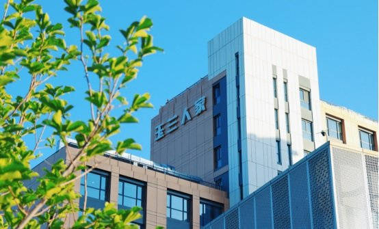 式旅居康养冬暖夏凉气候宜人——天保京北健康城开元棋牌2025最新北方冬天太冷怕感冒？候鸟(图1)